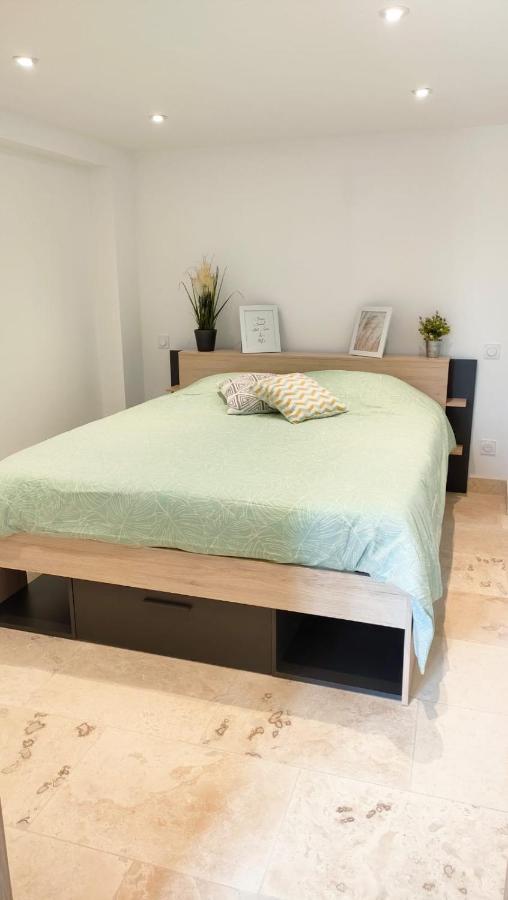 Appartement Dans Mas Provencal Αρλ Εξωτερικό φωτογραφία